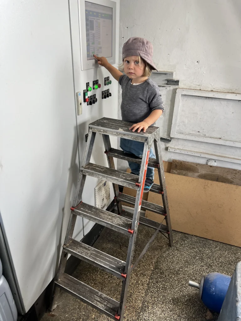 Auch die dritte Generation ist Technik interessiert und oft mit dabei.